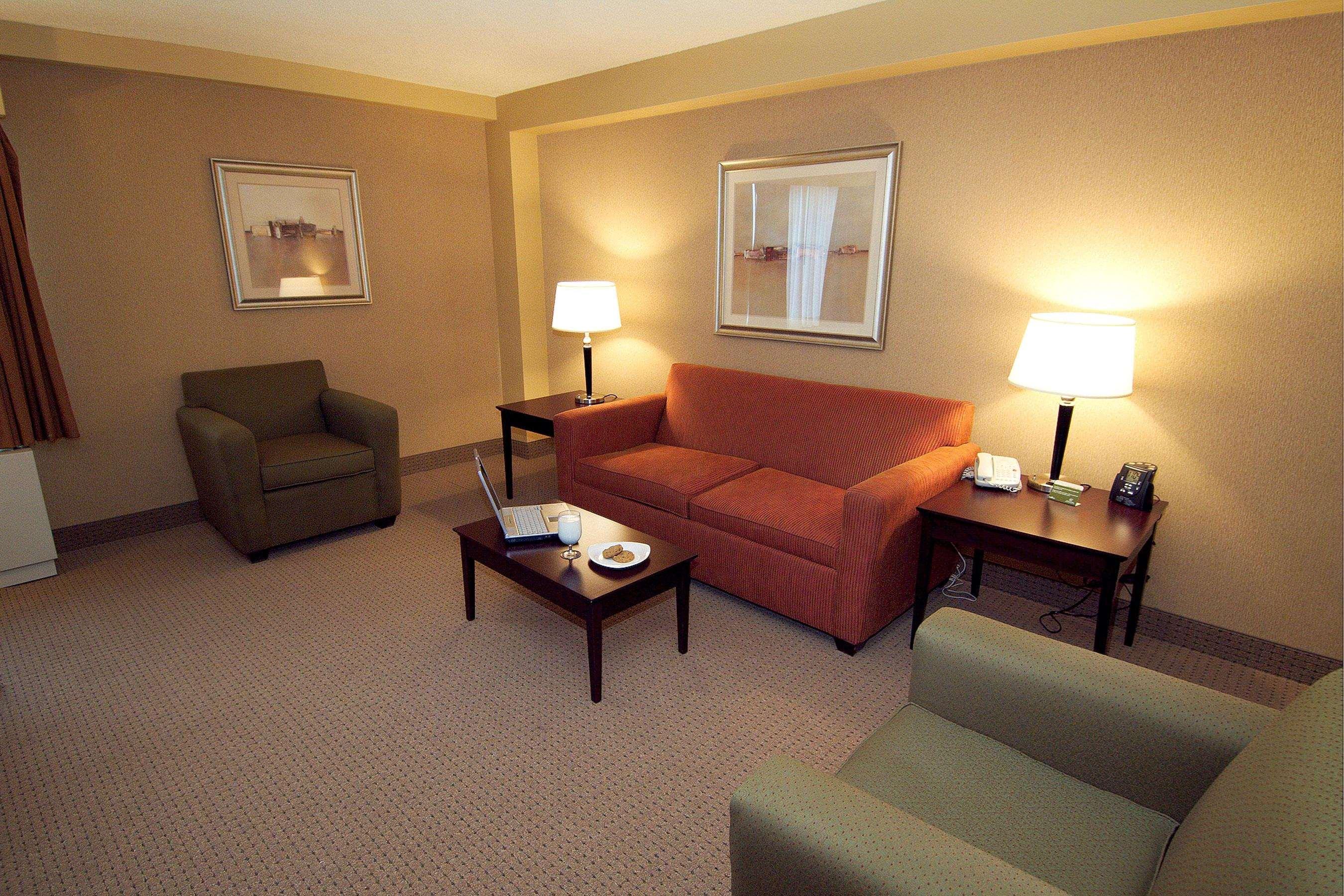 Doubletree By Hilton Pittsburgh Airport Hotell Moon Township Exteriör bild