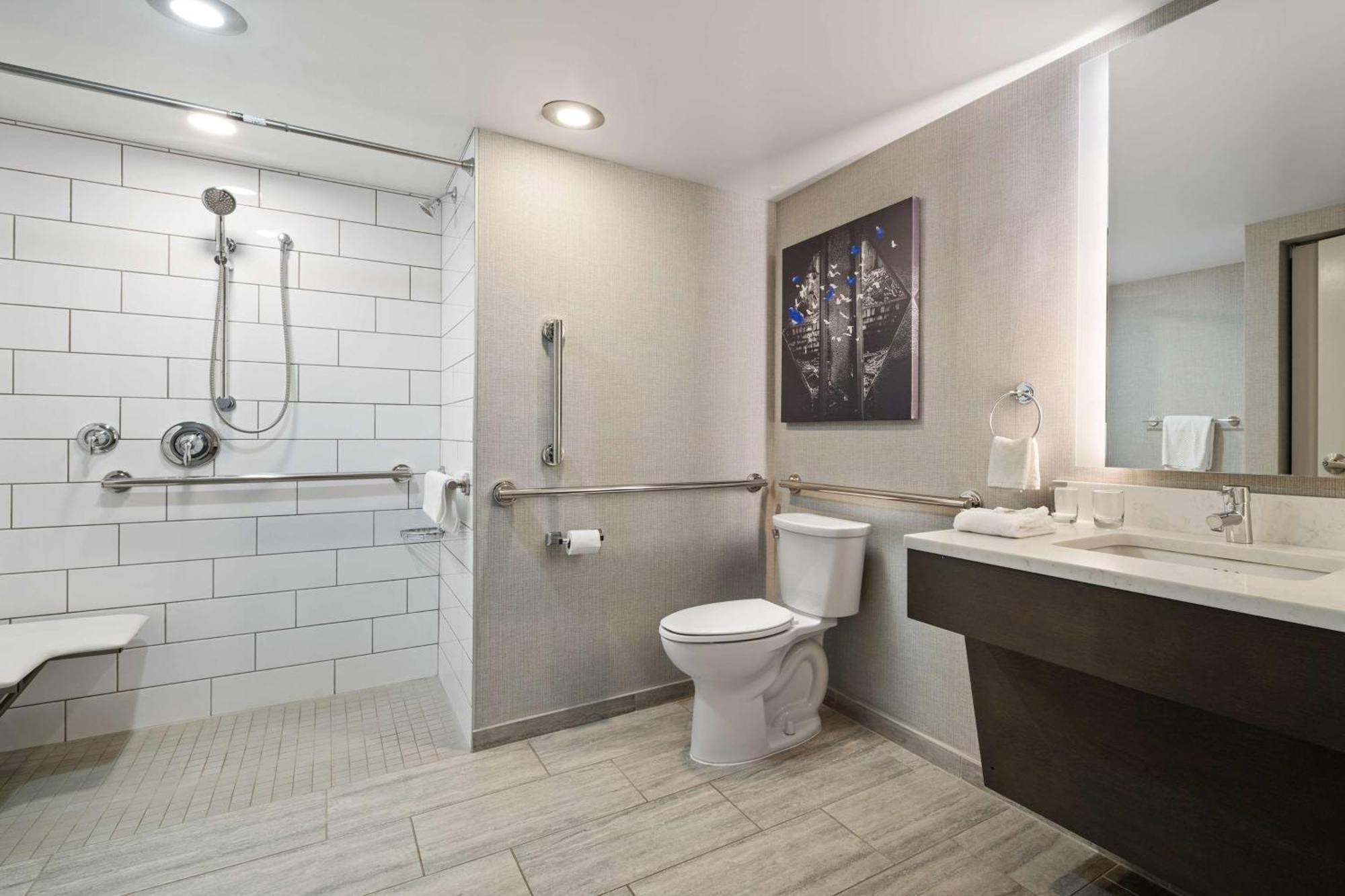 Doubletree By Hilton Pittsburgh Airport Hotell Moon Township Exteriör bild